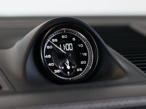 New 2025 Porsche Macan Turbo image 22