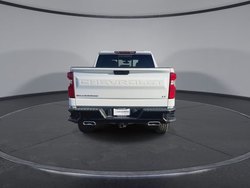 Used 2022 Chevrolet Silverado 1500 LT Trail Boss w/ Convenience Package II AWD/4WD image 6