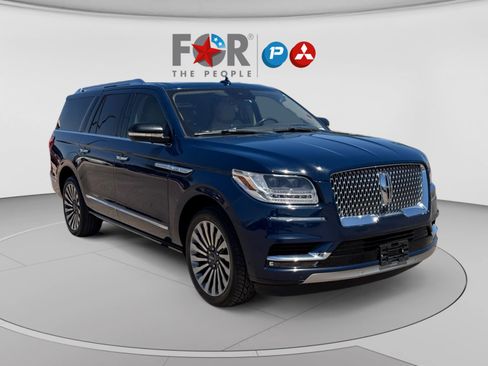 Used 2019 Lincoln Navigator L Reserve AWD/4WD image 7