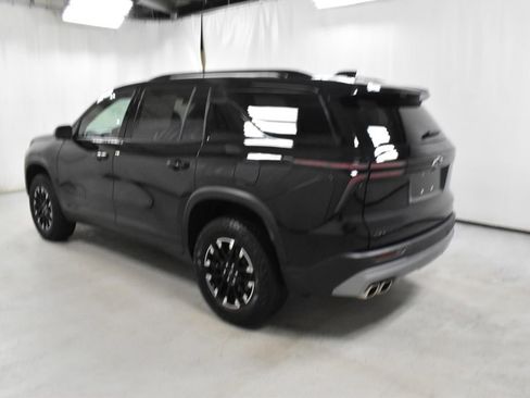 Used 2024 Chevrolet Traverse Z71 w/ Enhanced Driving Package AWD/4WD image 5