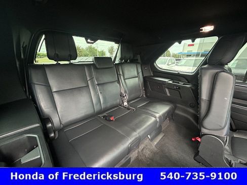Used 2023 Toyota Sequoia Platinum AWD/4WD image 31