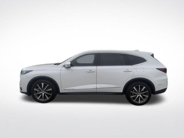 Used 2025 Acura MDX w/ Technology Package AWD/4WD image 4