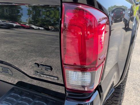 Used 2023 Toyota Tacoma SR5 w/ Technology Package AWD/4WD image 12