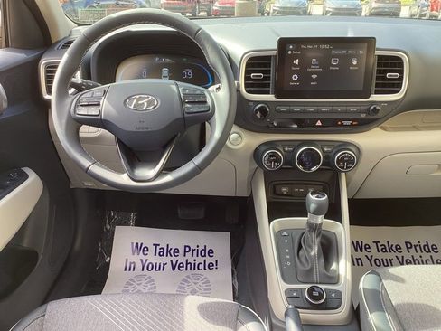 New 2026 Hyundai Venue SEL image 28