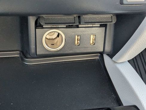 Used 2016 Honda Pilot Touring image 26