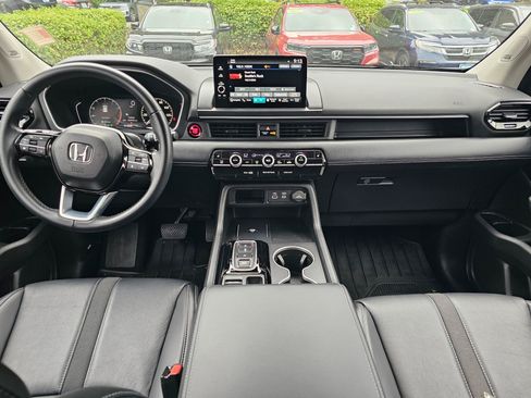 Used 2024 Honda Pilot Touring image 20