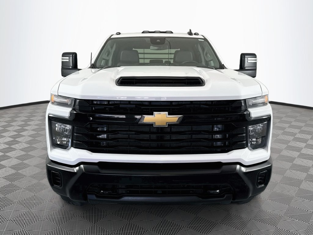 Used 2025 Chevrolet Silverado 3500 W/T w/ WT Convenience Package AWD/4WD image 2
