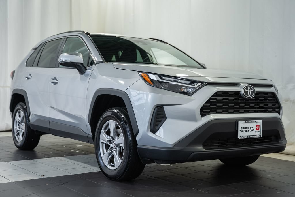 Certified 2025 Toyota RAV4 XLE AWD/4WD image 1