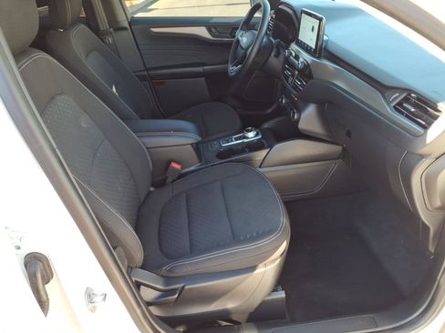 Certified 2023 Ford Escape Active FWD image 11
