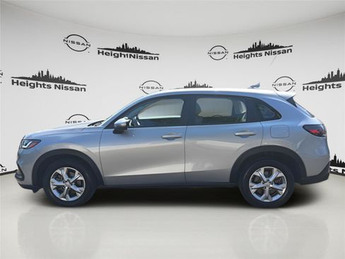 Used 2024 Honda HR-V LX image 2