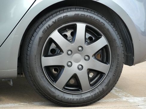Used 2016 Kia Forte LX FWD image 27