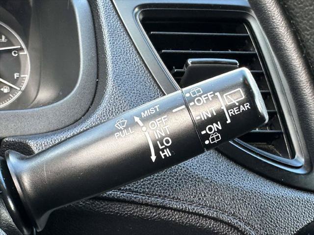 Used 2016 Honda CR-V SE image 31