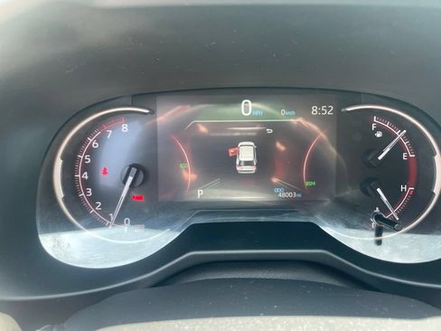 Used 2024 Toyota RAV4 XLE FWD image 26
