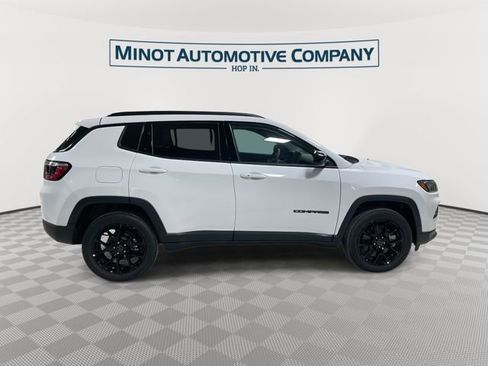 New 2026 Jeep Compass Latitude AWD/4WD image 9
