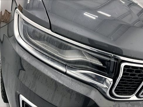 Used 2022 Jeep Wagoneer Series III w/ Convenience Group I image 28