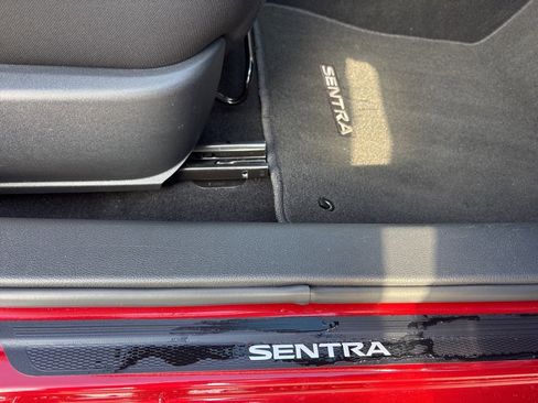 Used 2024 Nissan Sentra SR image 36