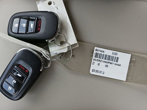 Used 2023 Honda HR-V LX image 15