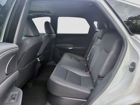 Used 2025 Lexus RX 350 Premium w/ Accessory Package (Z1) FWD image 22