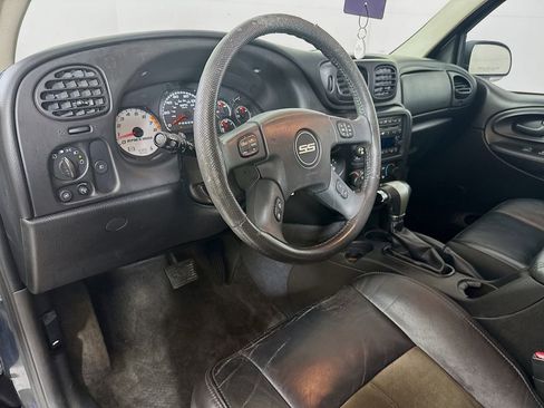 Used 2008 Chevrolet TrailBlazer SS w/ Sun And 6-Disc Cd Package image 9