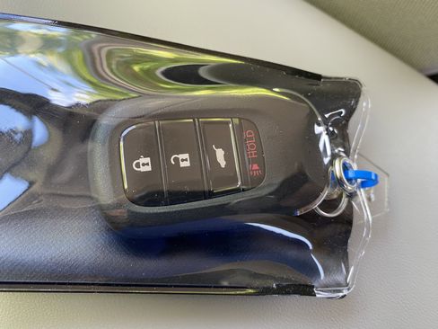 Used 2026 Honda HR-V LX image 36