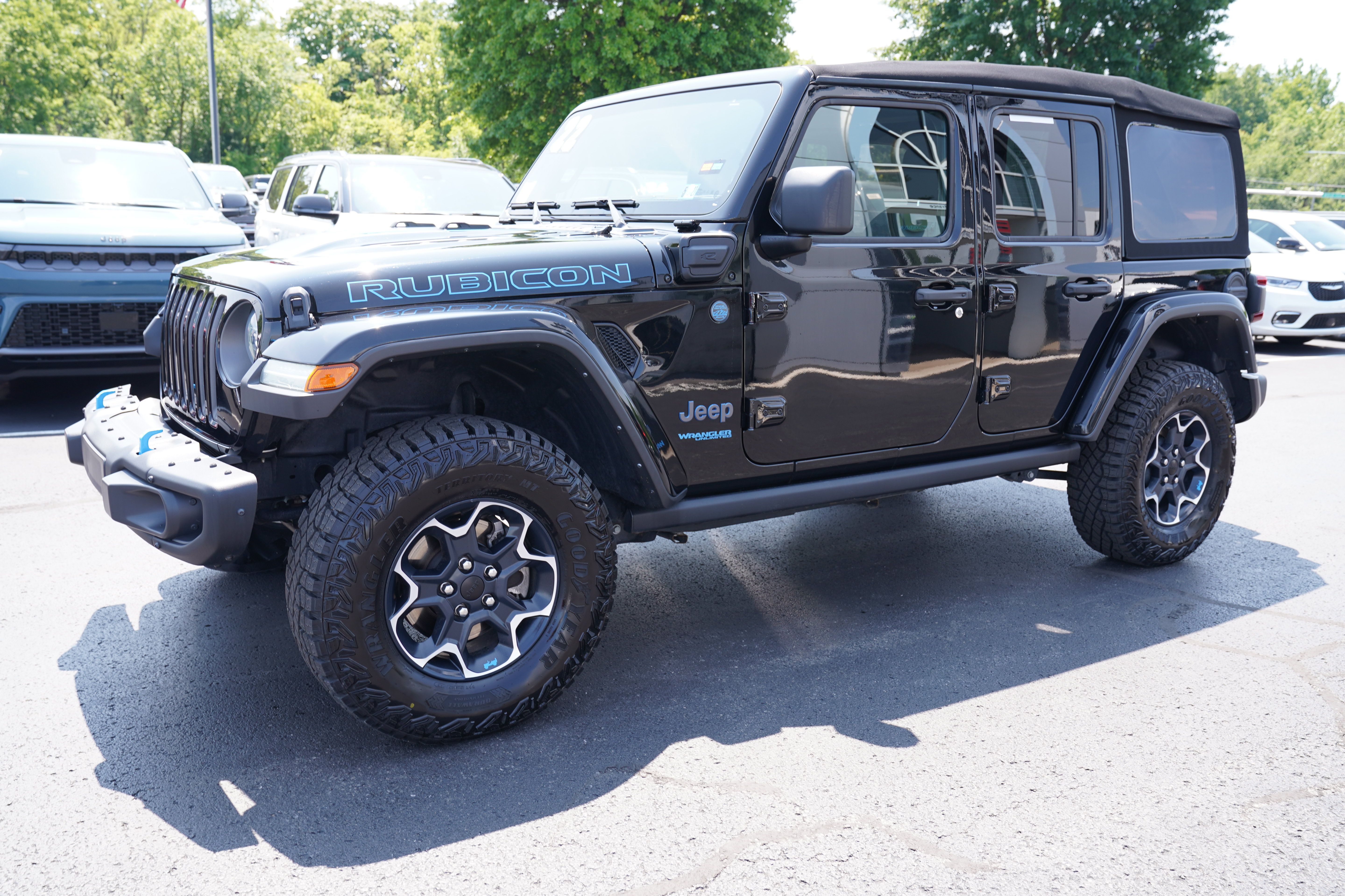 Used 2022 Jeep Wrangler Unlimited Rubicon 4xe w/ Steel Bumper Group AWD/4WD image 10