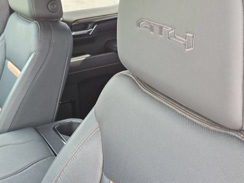 Used 2025 GMC Sierra 1500 AT4 AWD/4WD image 25
