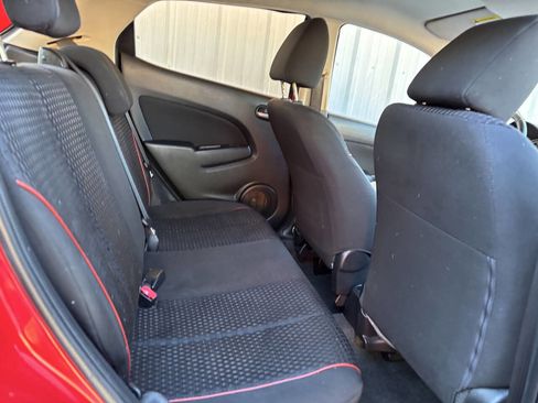 Used 2012 MAZDA MAZDA2 Touring image 15