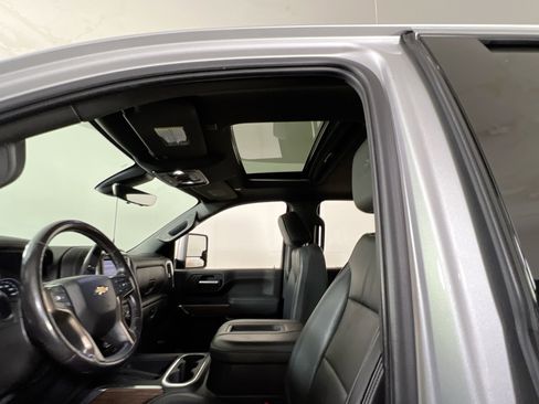 Used 2022 Chevrolet Silverado 2500 High Country w/ Z71 Off-Road Package image 22