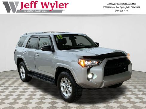 Used 2015 Toyota 4Runner SR5 image 1