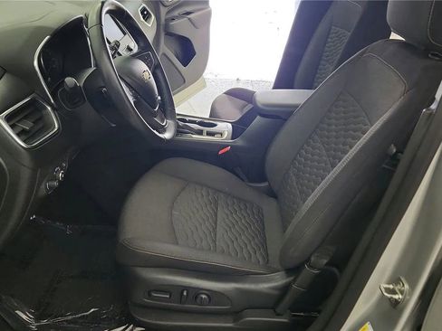 Used 2021 Chevrolet Equinox LT image 22
