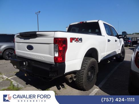 Used 2017 Ford F250 XL w/ STX Appearance Package AWD/4WD image 6