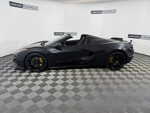 Used 2024 Chevrolet Corvette Z06 w/ Stealth Interior Trim Package image 34