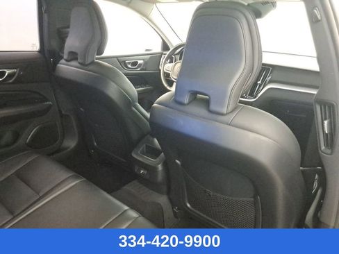 Used 2020 Volvo S60 T5 Momentum image 22