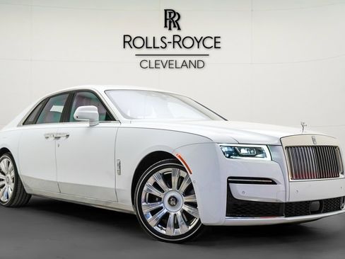 Certified 2022 Rolls-Royce Ghost image 1
