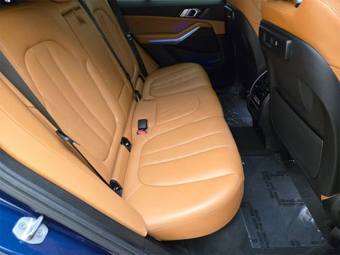 Used 2022 BMW X5 xDrive40i w/ M Sport Package image 24