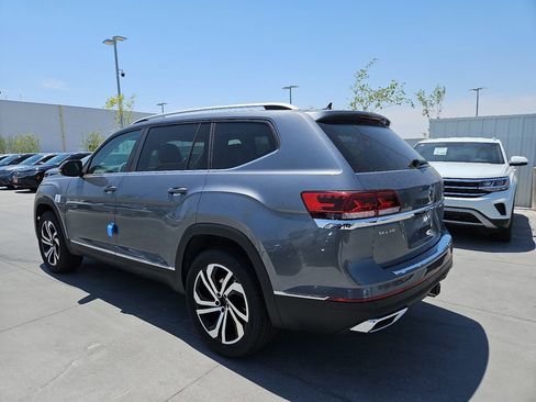 Used 2023 Volkswagen Atlas SEL image 7