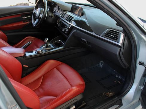 Used 2016 BMW M3 Sedan image 20