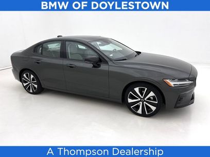 Used 2022 Volvo S60 B5 Momentum w/ Premium Package