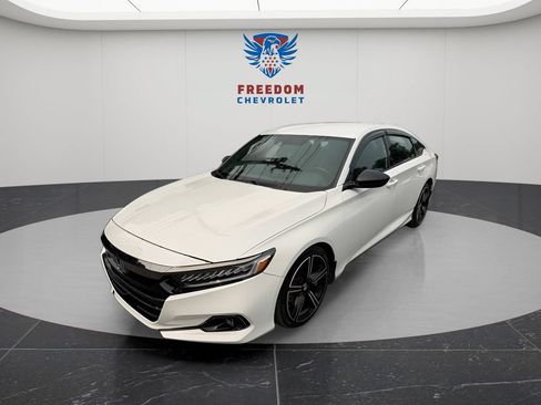 Used 2022 Honda Accord Sport image 1