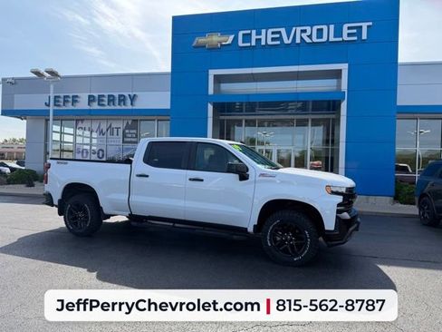 Used 2019 Chevrolet Silverado 1500 LT Trail Boss AWD/4WD image 1