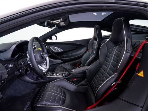 New 2026 McLaren GTS RWD image 19