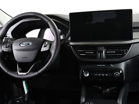 New 2026 Ford Escape SE w/ Class II Trailer Tow Package image 8