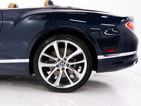 Used 2021 Bentley Continental GT AWD/4WD image 47