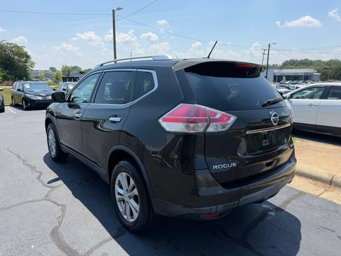 Used 2016 Nissan Rogue SV w/ SV Premium Package AWD/4WD image 5