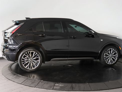 Certified 2025 Cadillac XT4 Sport AWD/4WD image 7