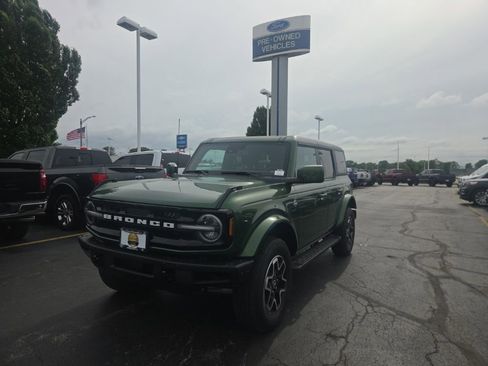 Used 2024 Ford Bronco Outer Banks AWD/4WD image 1