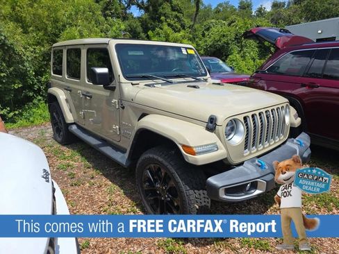 Used 2022 Jeep Wrangler Unlimited Sahara w/ Cold Weather Group AWD/4WD image 2
