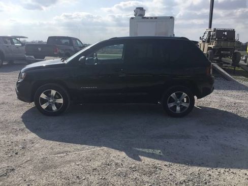 Used 2017 Jeep Compass High Altitude image 8