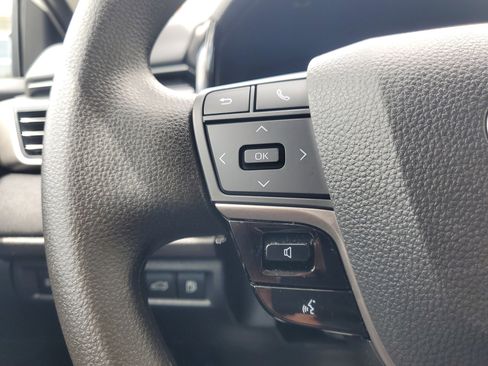 Used 2025 Toyota Camry LE FWD image 21
