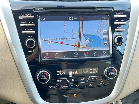 Used 2017 Nissan Murano SL w/ SL Technology Package image 11